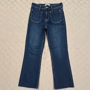 Zara High-Rise Crop Jean.